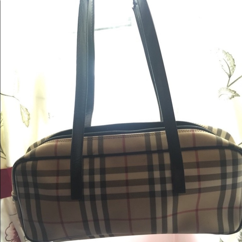 Burberry shoulder purse